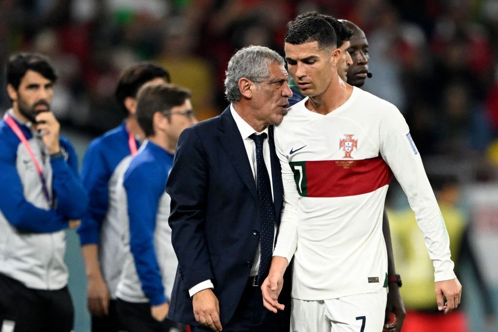 Lão già báo thù Fernando Santos tiếp tục ‘mặt dày’ dẫn dắt đội tuyển Bồ Đào Nha