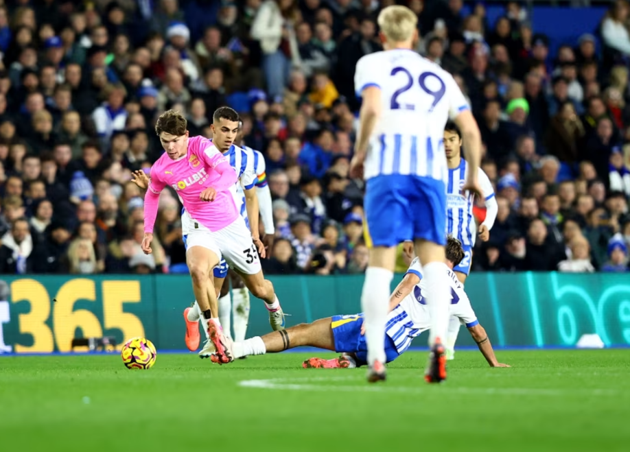 Brighton vs Southampton (03:00 &#8211; 30/11) | Xem lại trận đấu