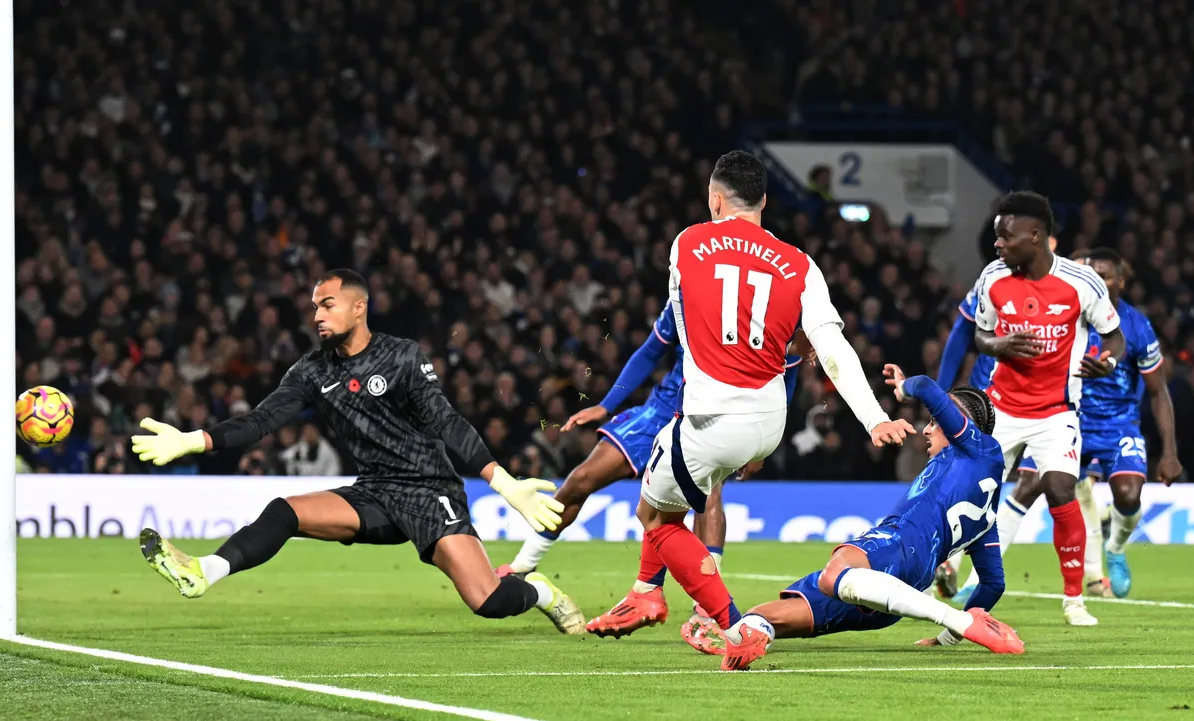 chelsea-vs-arsenal-2330-10-11-221729.jpg