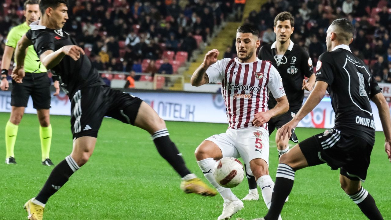 Nhận định soi kèo Hatayspor vs Besiktas lúc 00h00 ngày 3/12/2024