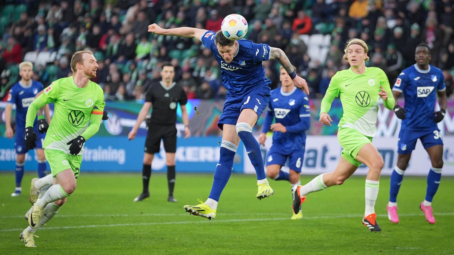 Nhận định soi kèo Wolfsburg vs Hoffenheim lúc 00h00 ngày 05/12/2024